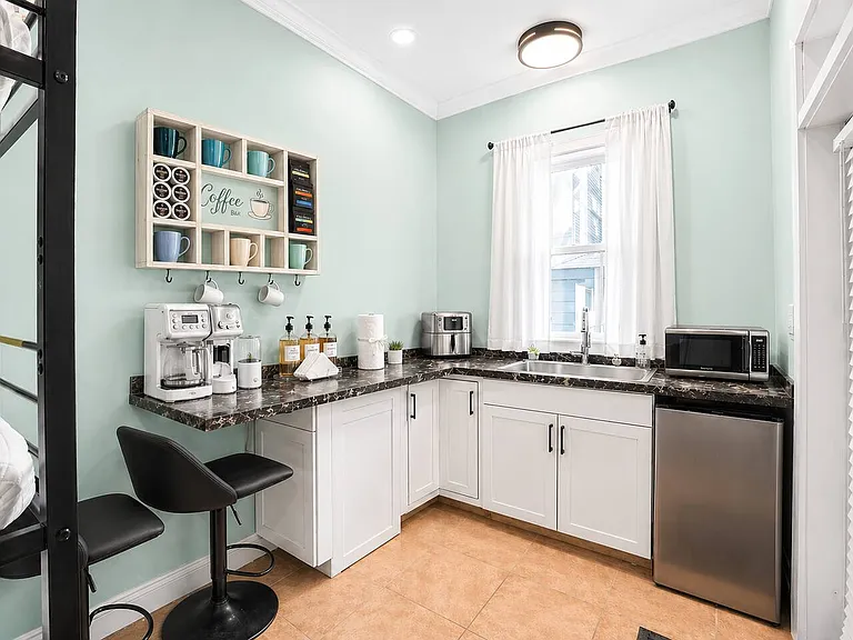6224 Thomas Dr #1 — Photo 7
