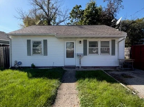 3206 Cornell St, Des Moines, IA 50313