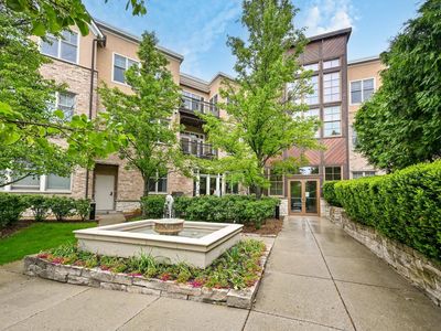13130 Watertown Plank ROAD #302, Elm Grove, WI, 53122