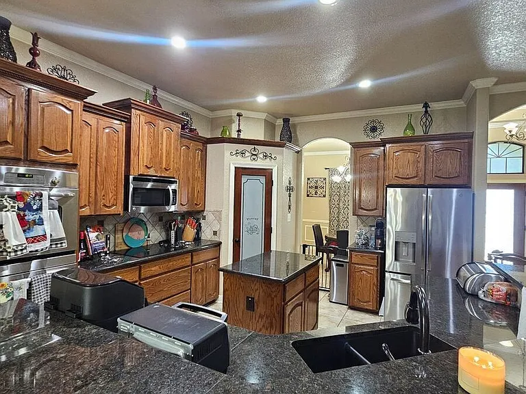 5503 Deerwood Trl — Photo 6