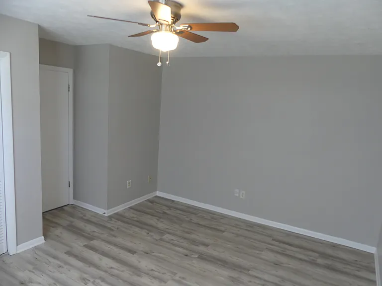 70 Princetonia Dr #4 — Photo 19