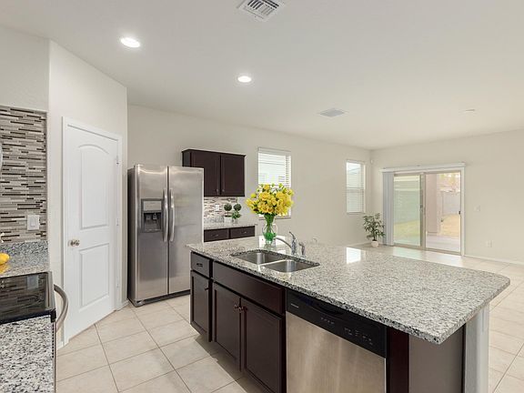 5th image of 42024 W Quinto Dr
