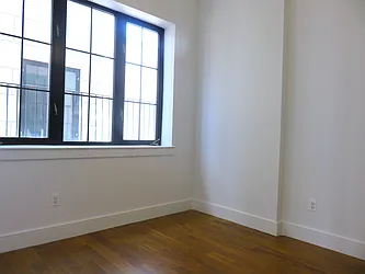 Rented by Rennit Inc.