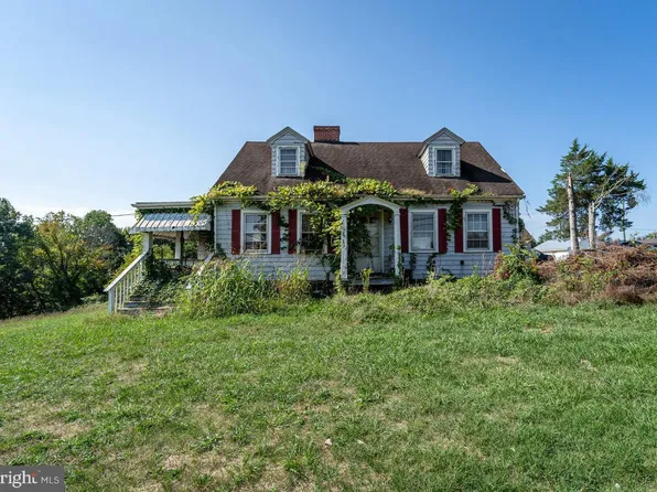 519 Mechanic St, Luray, VA 22835