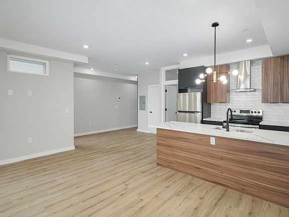 4th image of 1726 N 22nd St #6