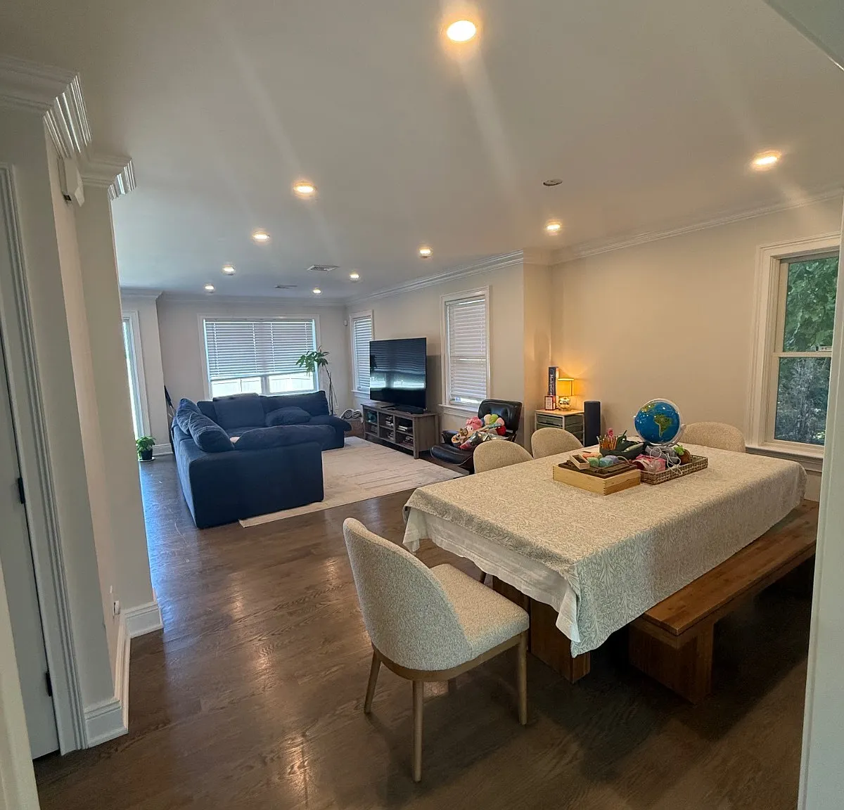 4 bed, 3.5 bath, 3040 sqft, $10,250 — Photo 3
