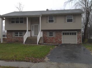 799 Estates Blvd, Hamilton, NJ 08619