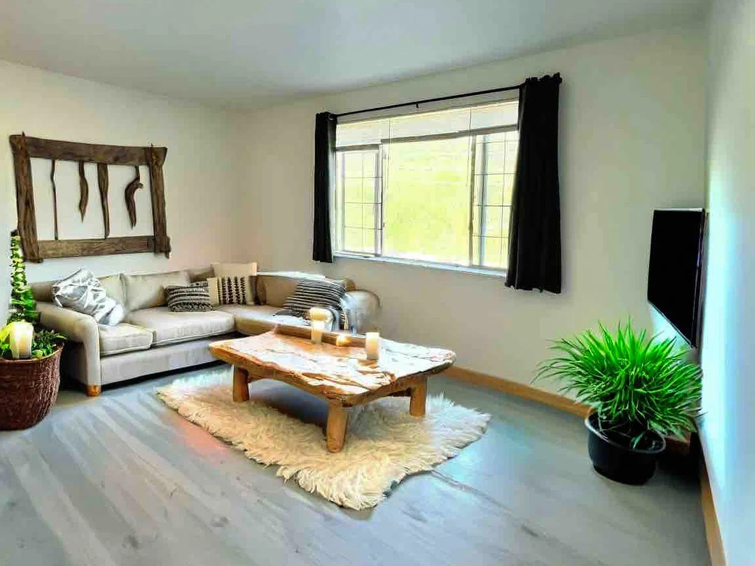 Ski Town Apartments — Photo 3