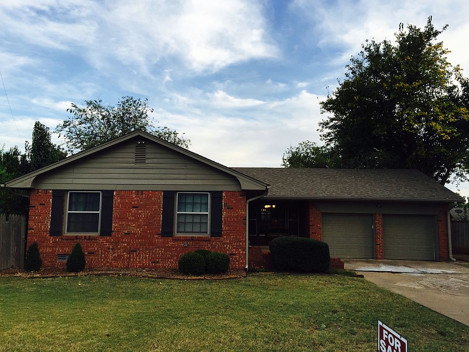 1st image of 2800 Chaucer Dr