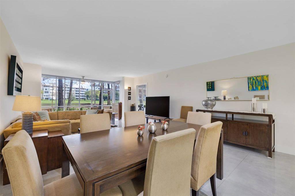 4011 N Cypress Dr APT 101, photo 8