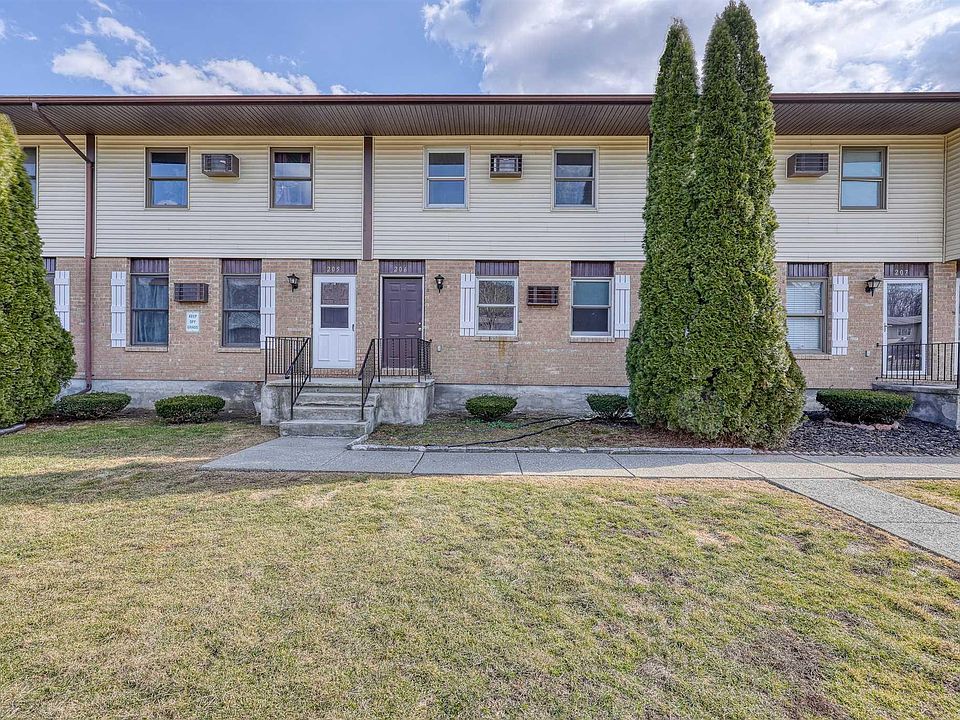 1st image of 206 Parr Meadow Dr #2F