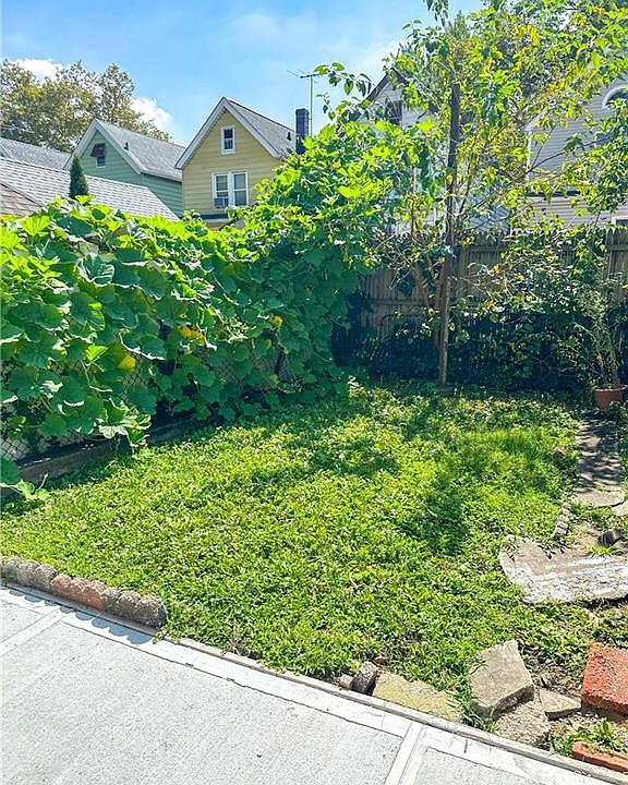 6922 Nansen St, Forest Hills, NY 11375 Zillow