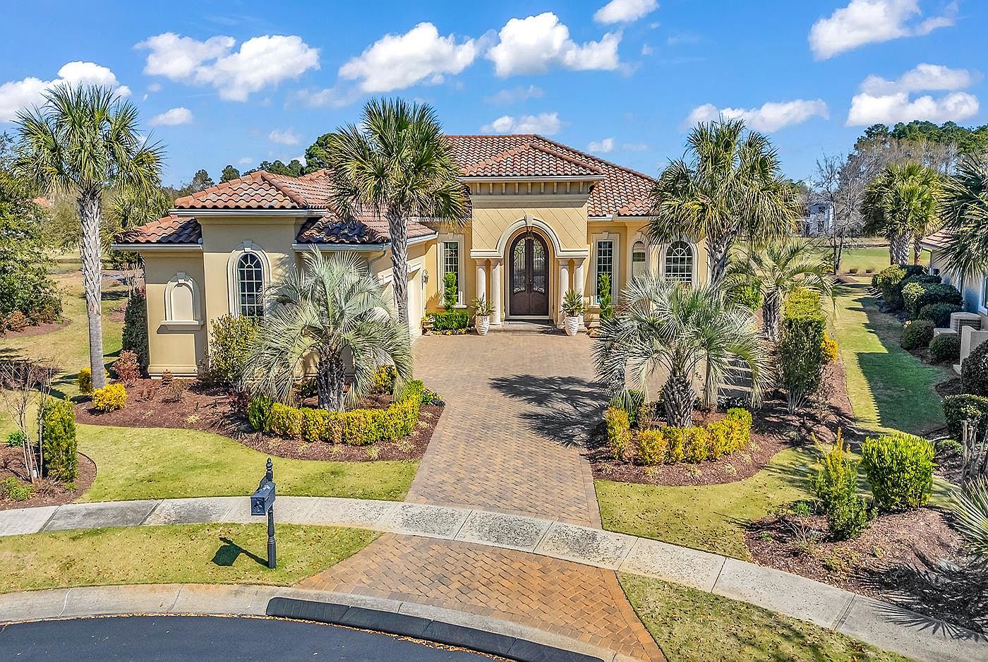 9568 Lugano Ct.