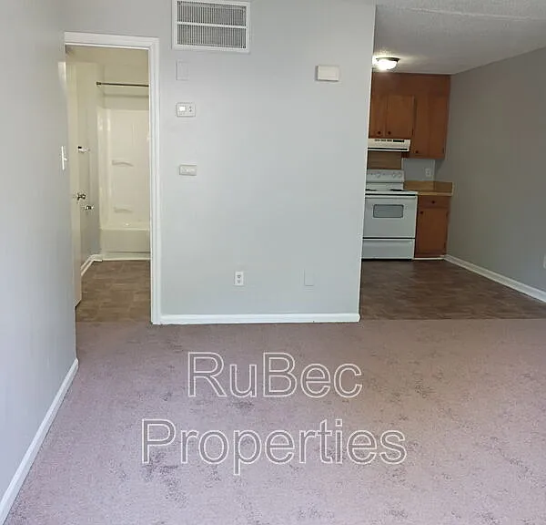 416 S Weldon St — Photo 3