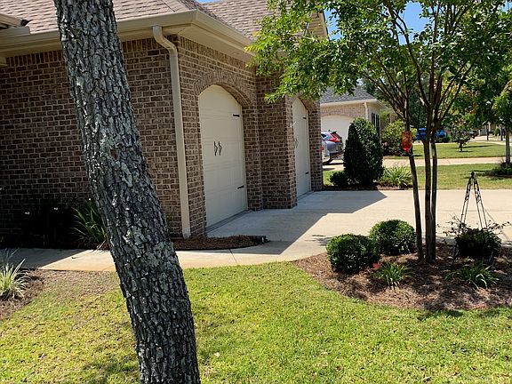 5th image of 726 Woods Dr