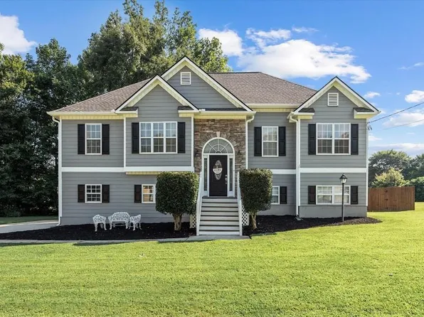 943 Creek Run Pl, Temple, GA 30179