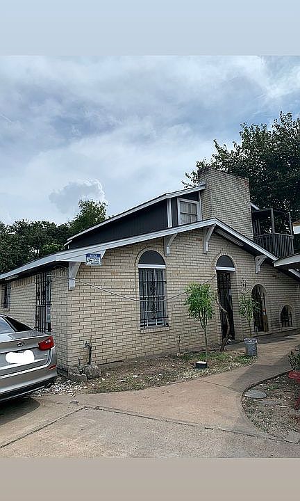 1st image of 13923 Brownwood St