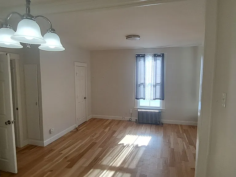 360 Elm St #1 — Photo 8