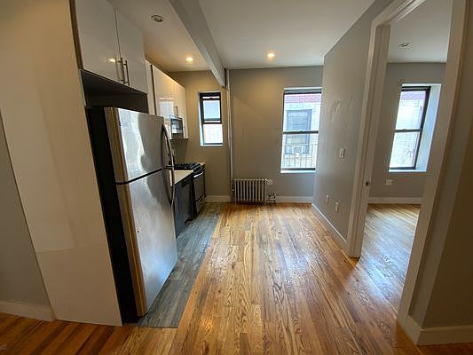 3rd image of 21 Fort Washington Ave #D6