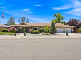 2961 Panorama Dr, Redding, CA 96003