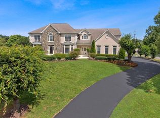 11100 Tommye Ln, Reston, VA 20194