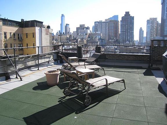 5th image of 58 W 72nd St APT 6D