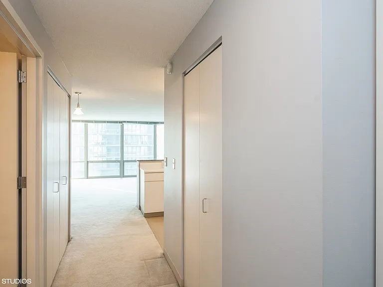 2 E Erie St #1804 — Photo 6