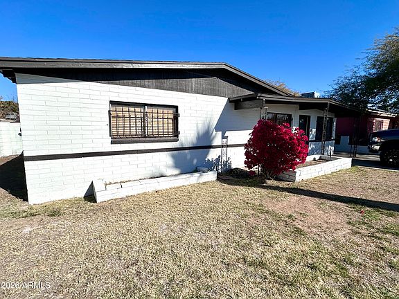 2nd image of 1822 W Wayland Rd