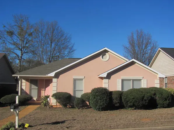 7008 Robins Nest Dr, Columbus, GA 31909