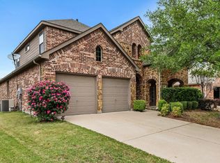 2568 Marina Dr, Grand Prairie, TX 75054
