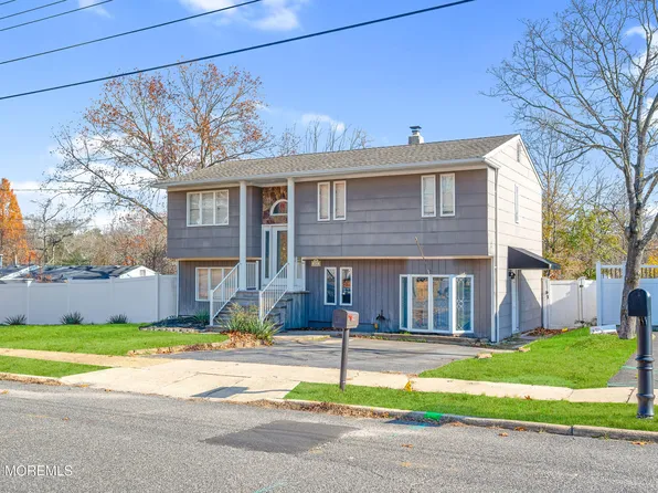 621 Illinois Avenue, Brick, NJ 08724