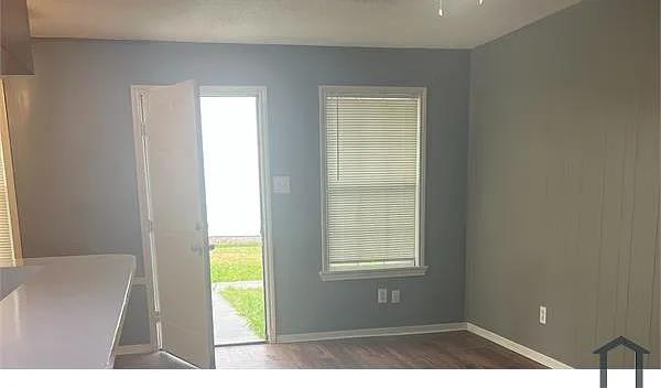 1 bed, $975 — Photo 4