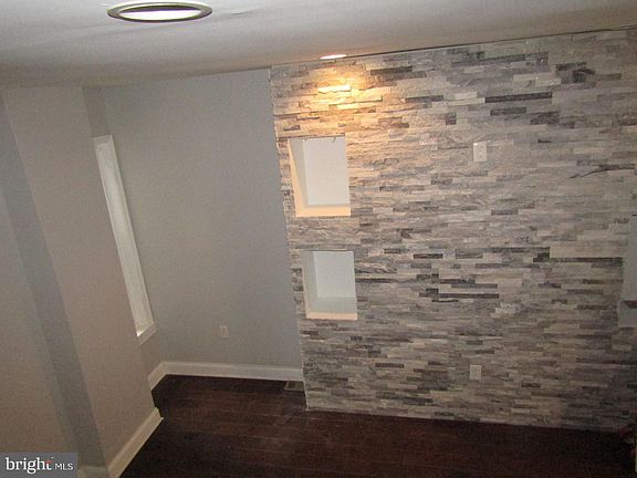 2nd image of 5239 Walton Ave