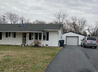 527 Sawmill Rd, New Whiteland, IN 46184