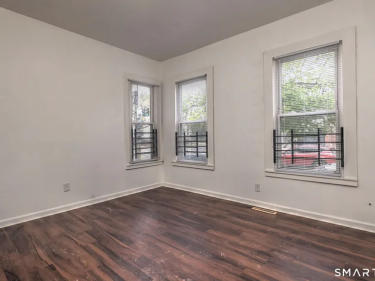 483 Ferry St #1 — Photo 28