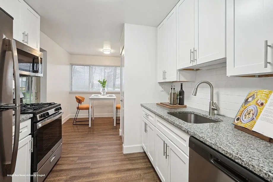 Satyr Hill Apartments