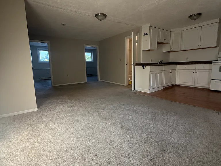 165 Main St #6 — Photo 4