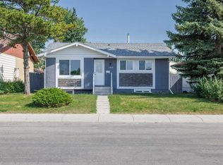 152 NE Falconridge Cres NE, Calgary, AB T3J 3E9