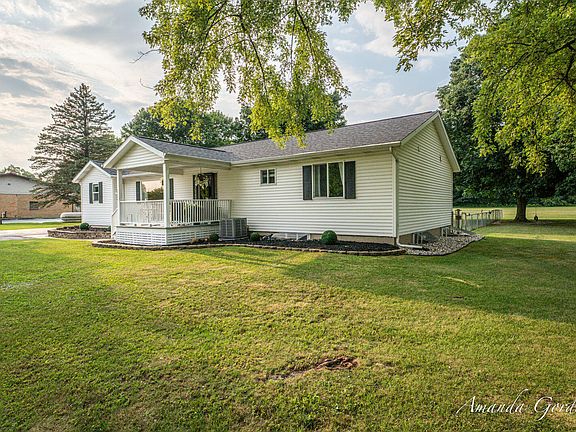 2nd image of 4996 Belding Rd