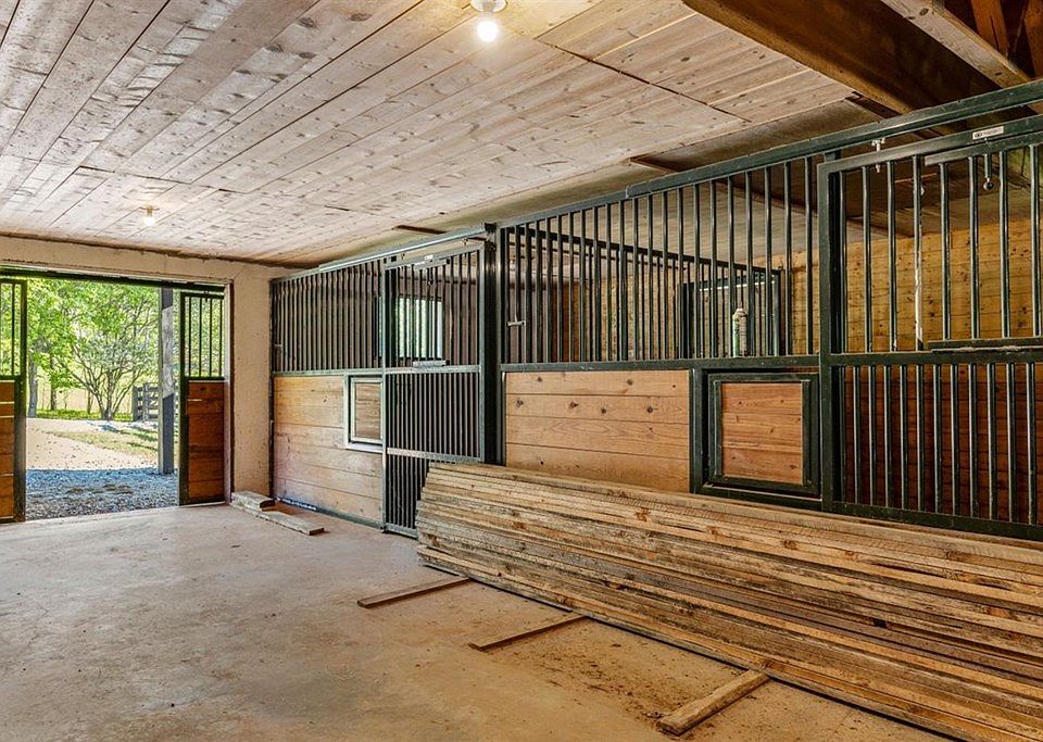 71st image of 166 Richard Rd