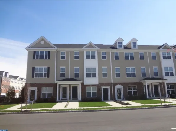 26 Canal Crossing #235, Burlington, NJ 08016