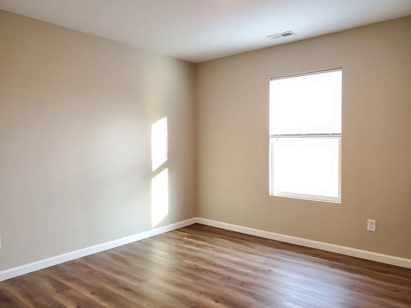 3 bedroom 1 bath apartment located in Jackson, MO — Photo 4