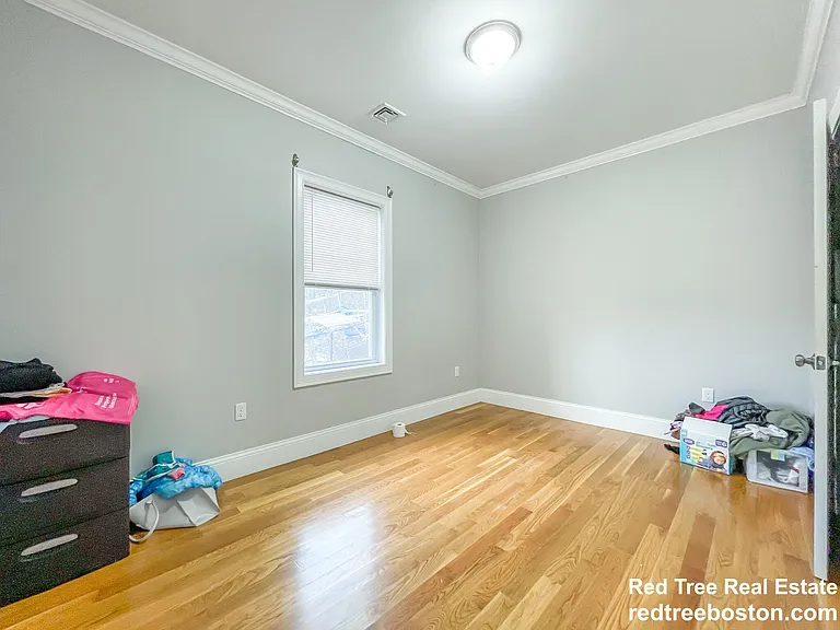273 Hancock St #3 — Photo 8