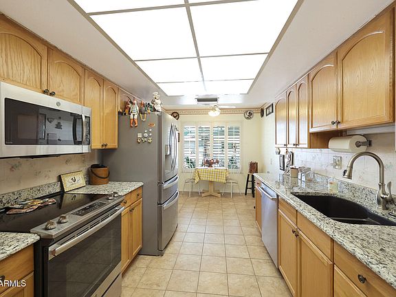3rd image of 9701 W GLEN OAKS Circle