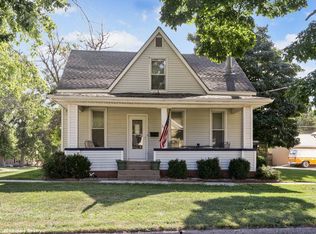 113 N 5th St, Knoxville, IA 50138