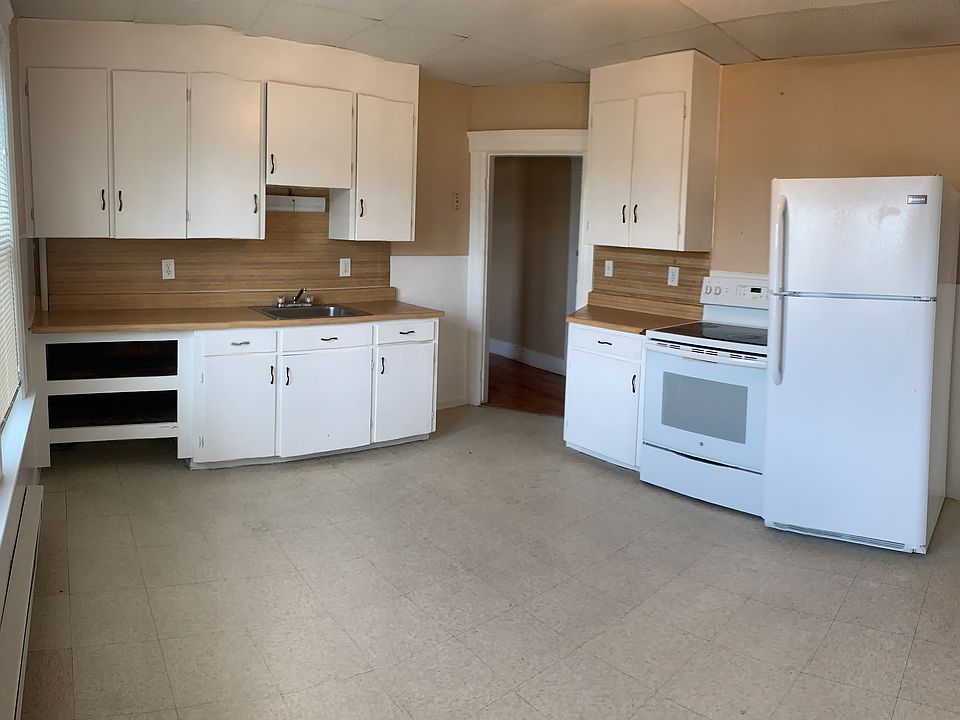 1st image of 3 Negus St #2L