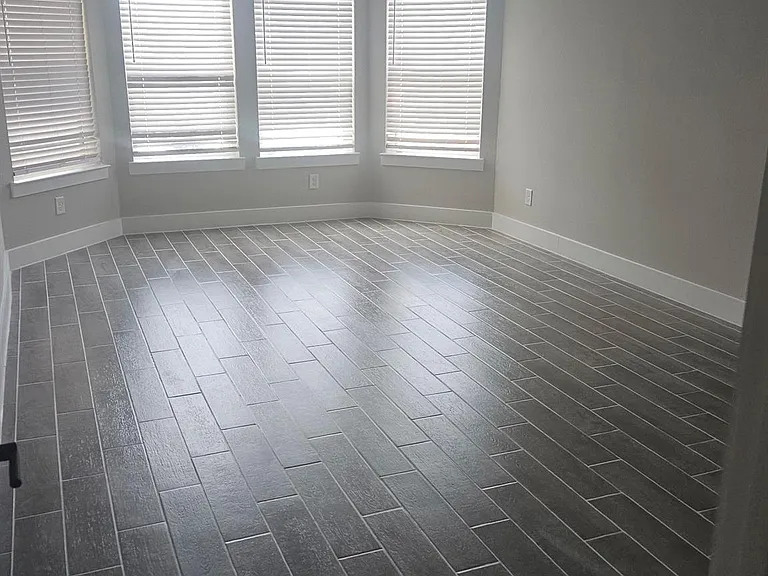 24307 Bello Everett Lake Dr — Photo 20