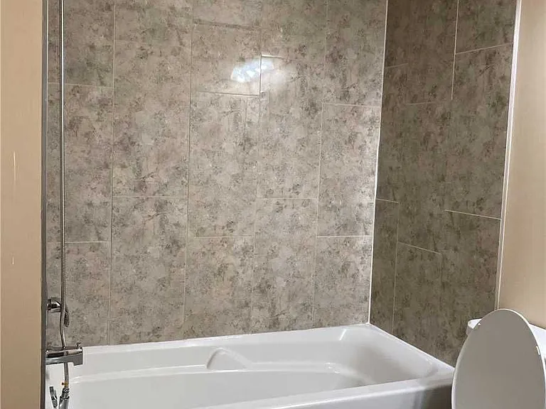 1449 Ithaca Ct — Photo 8