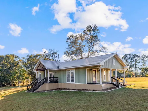 1721 County Rd #44, Headland, AL 36345