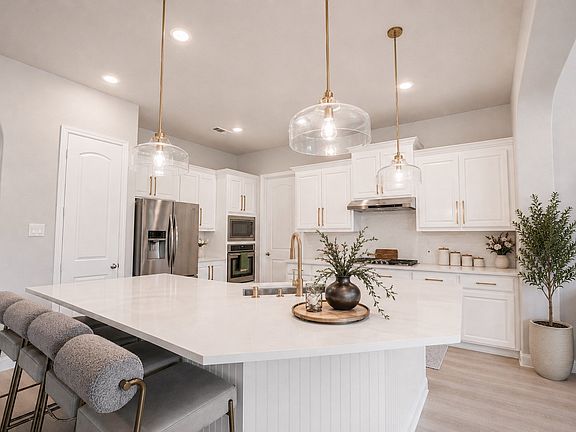 5th image of 6213 Mickelson Way